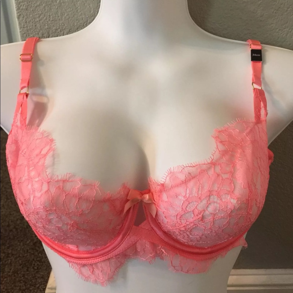 Brand new bra great for Christmas or birthdays!