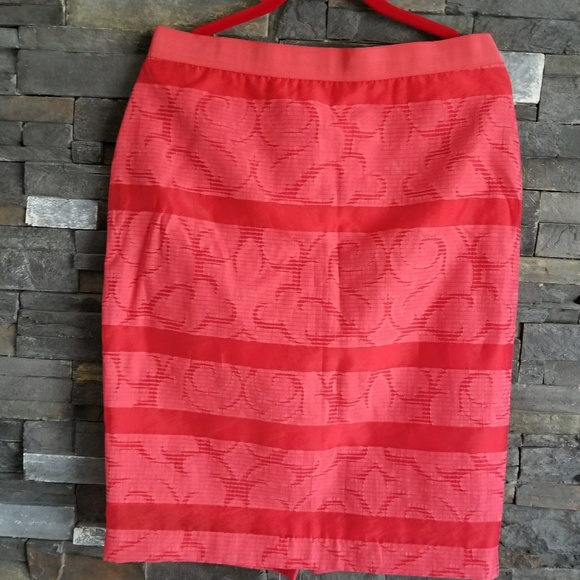 Skirt - Picture 2 of 2