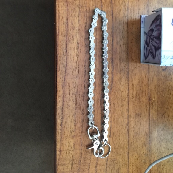 Biker Link Chain - Picture 3 of 5