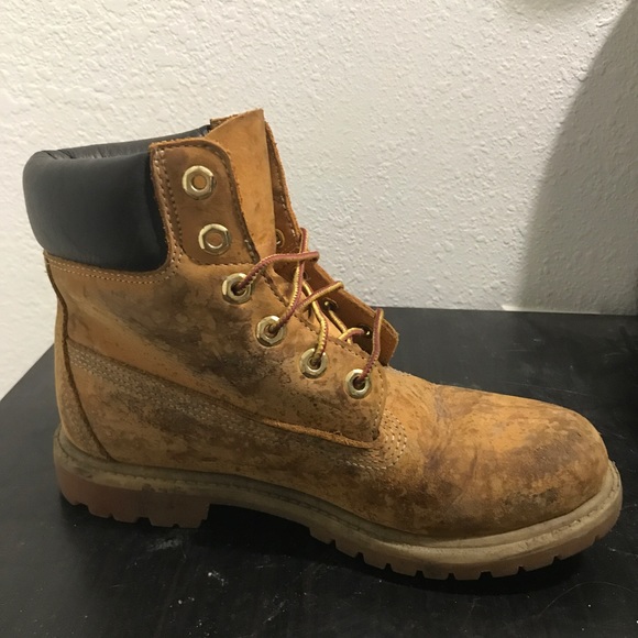 6-eye Classic Timbs - Picture 3 of 4