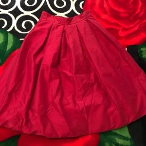 SALE‼️Red White House Black Market Midi Skirt