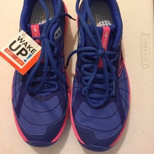 New balance size 10 women's Athletic shoe