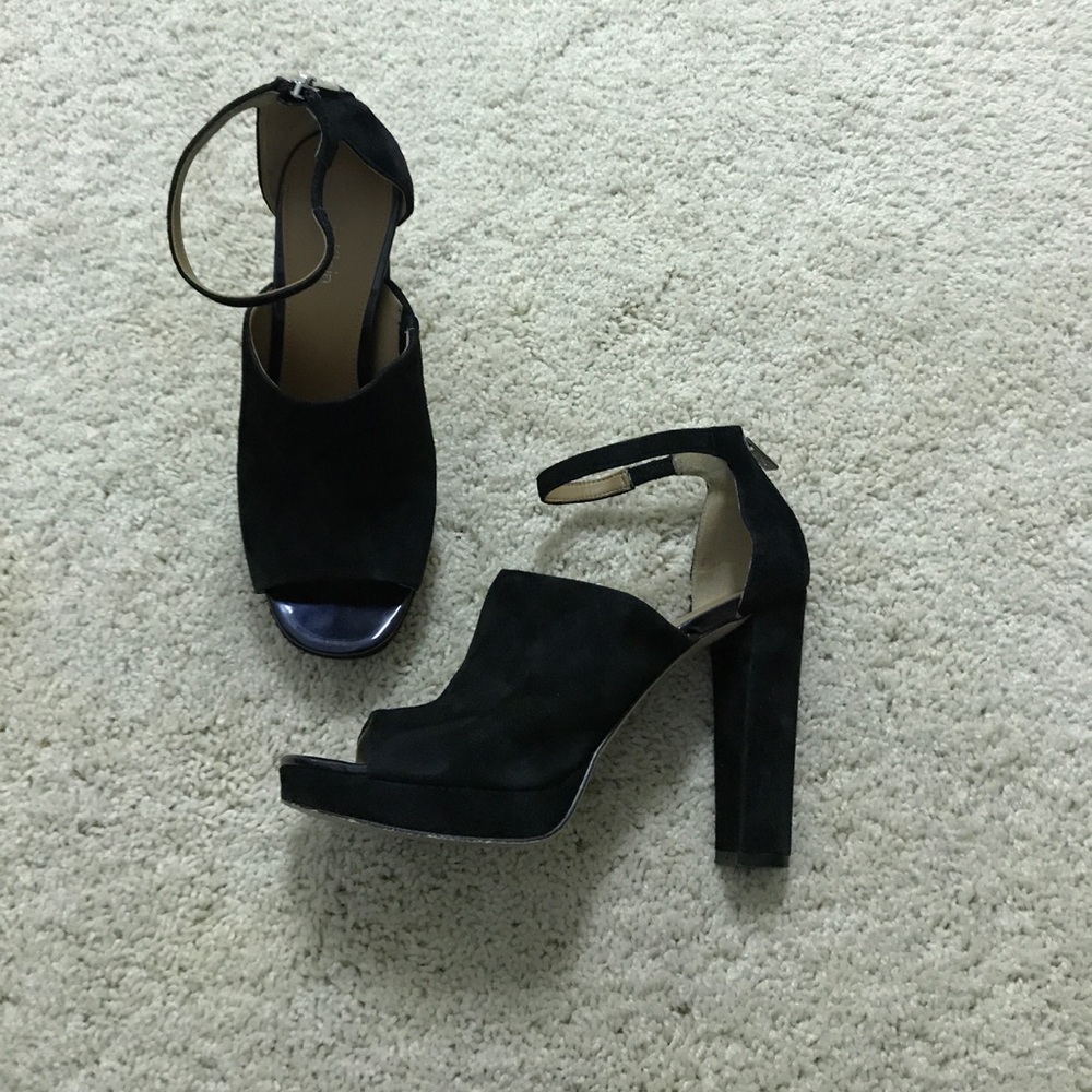 Calvin Klein Bel Suede sandal with block heel