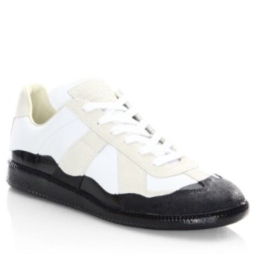 Worn once, no box, but in dustbag