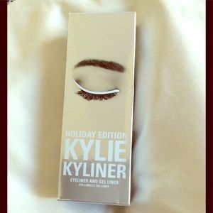 🦄Authentic Kyliner snow set