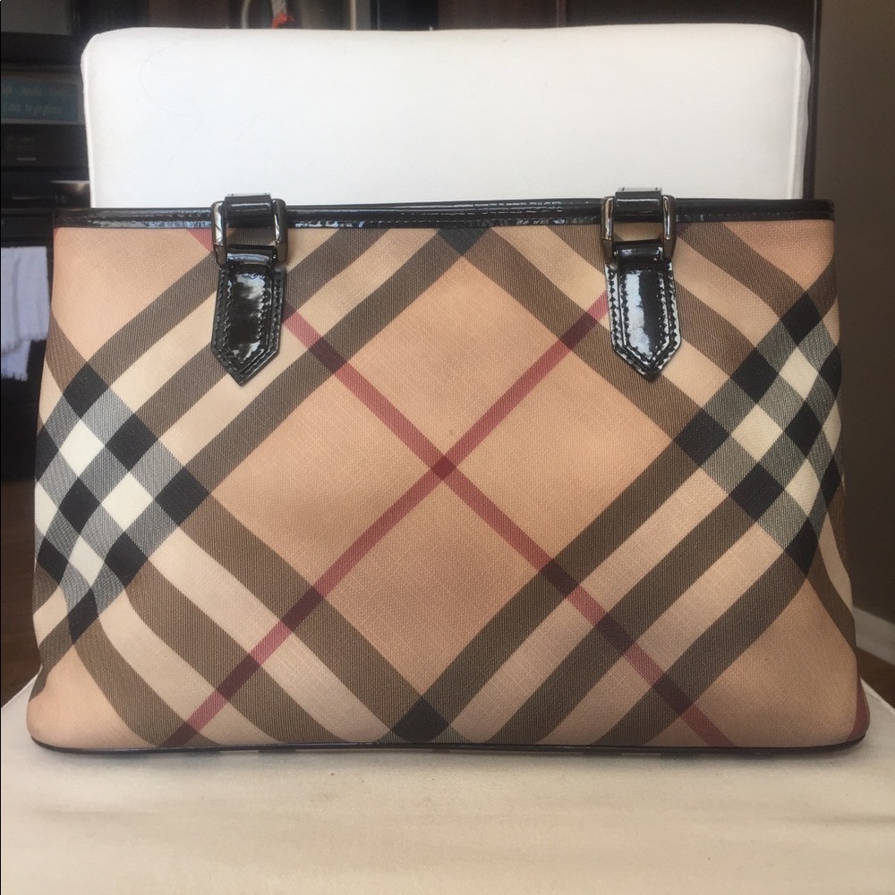 Burberry Nova Check Tote - Picture 1 of 8