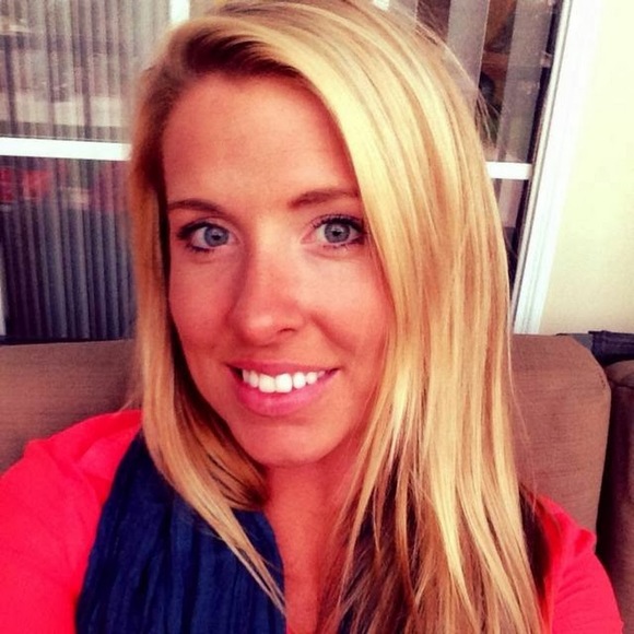 Meet your Posher, Rachelle - Picture 1 of 1