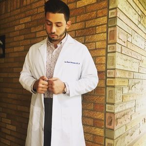 Meet your Posher, Leo