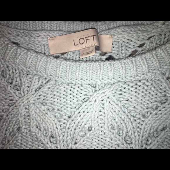 Loft Sweater🎀 - Picture 2 of 2
