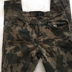 Camo Print Skinny Jeans