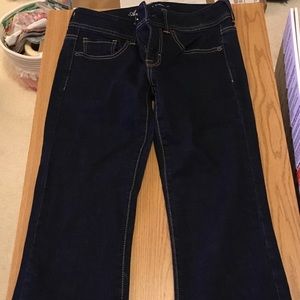 AEO jeans size 6 like new