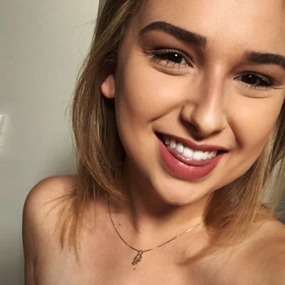 Meet your Posher, Sabrina