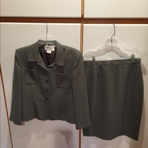 Jones New York Skirt Suit
