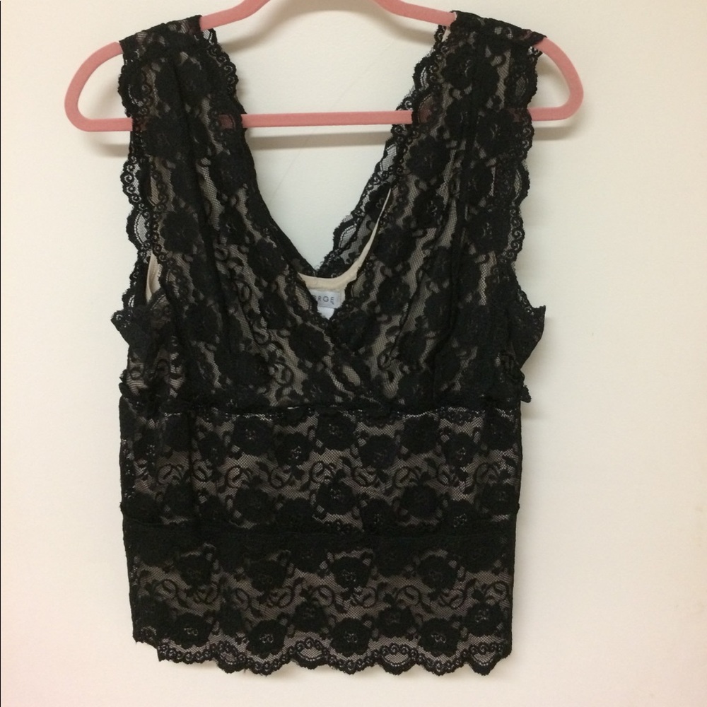 Gorgeous black lace top sz large (12/14)