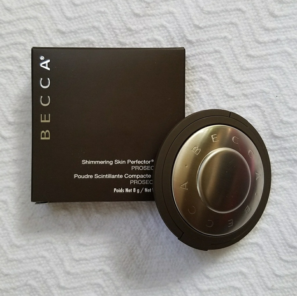 💄HP! NWT! Becca Highlighter