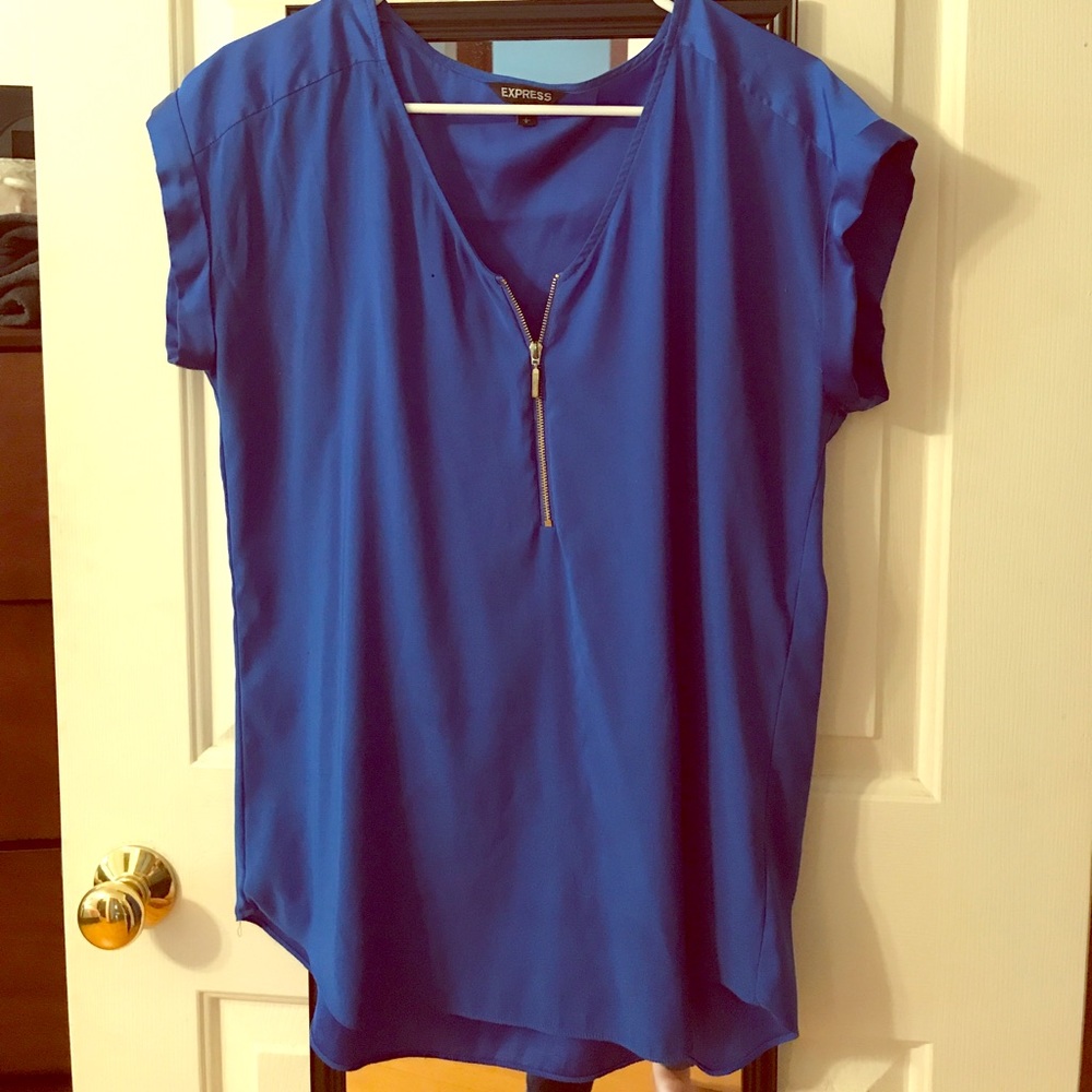 Express silk t shirt