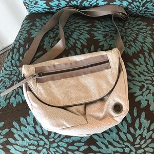 Lululemon Festival bag