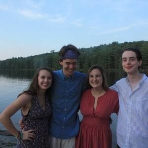 Meet your Posher, Elizabeth