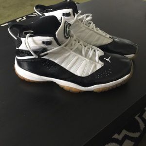 Jordan's size 11