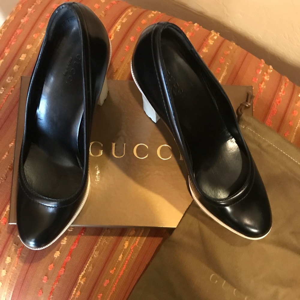 Classic Gucci black and white pumps.