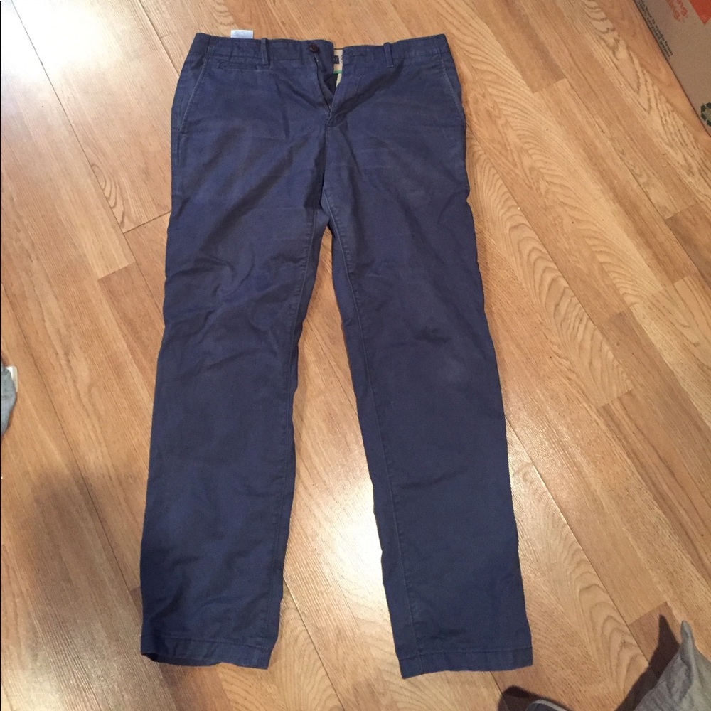 Navy blue khakis pants from GAP