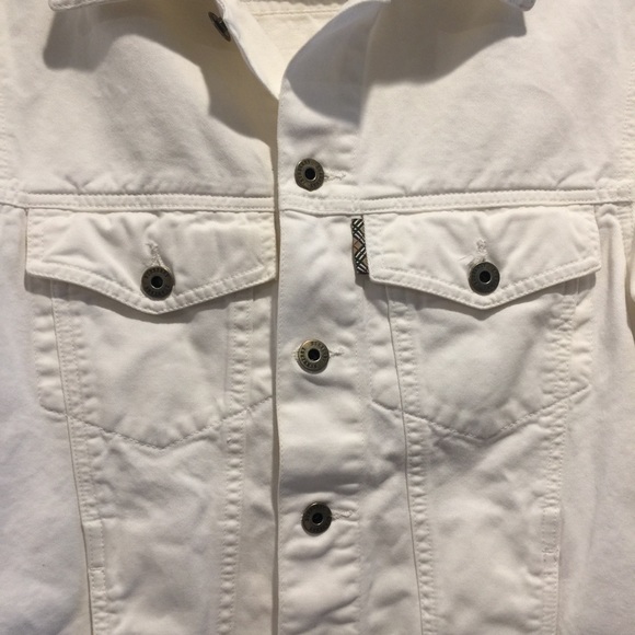 Burberry London Jean Jacket -EUC - Picture 4 of 7