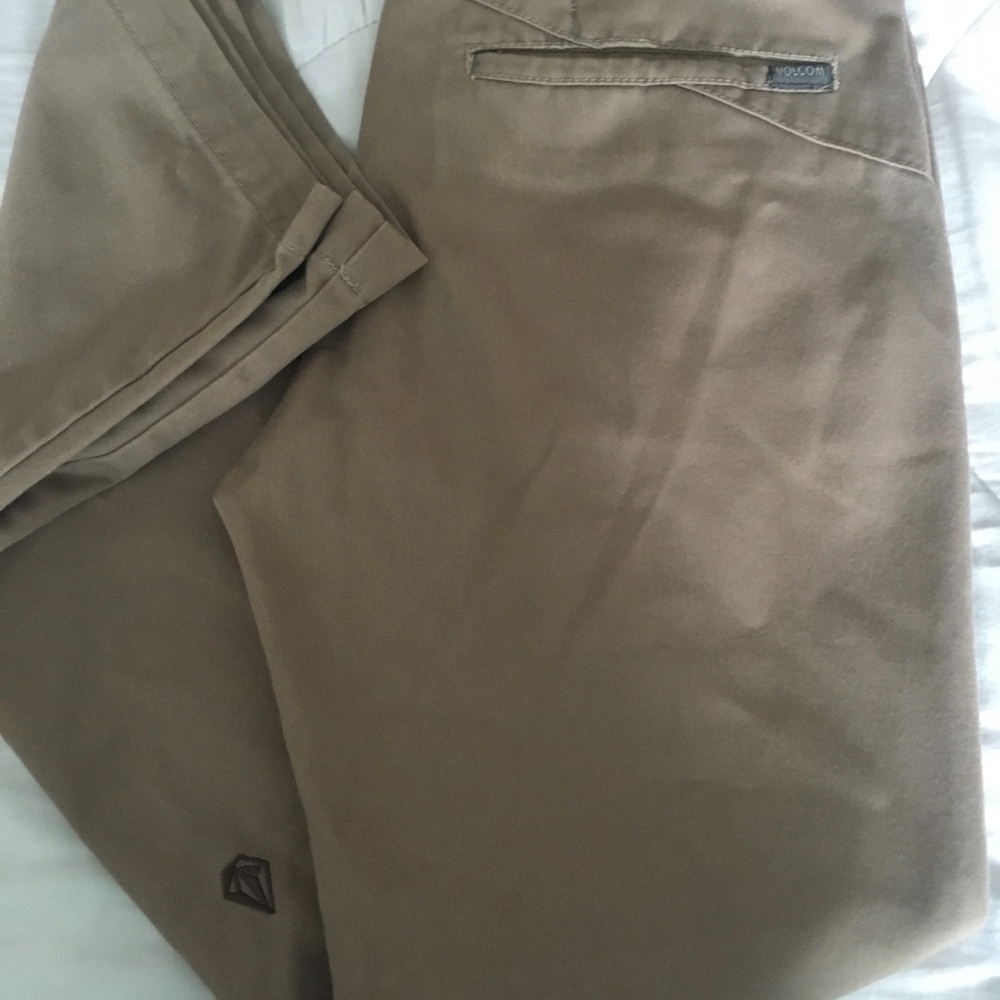 Volcom kaki-boys sz 26/12
