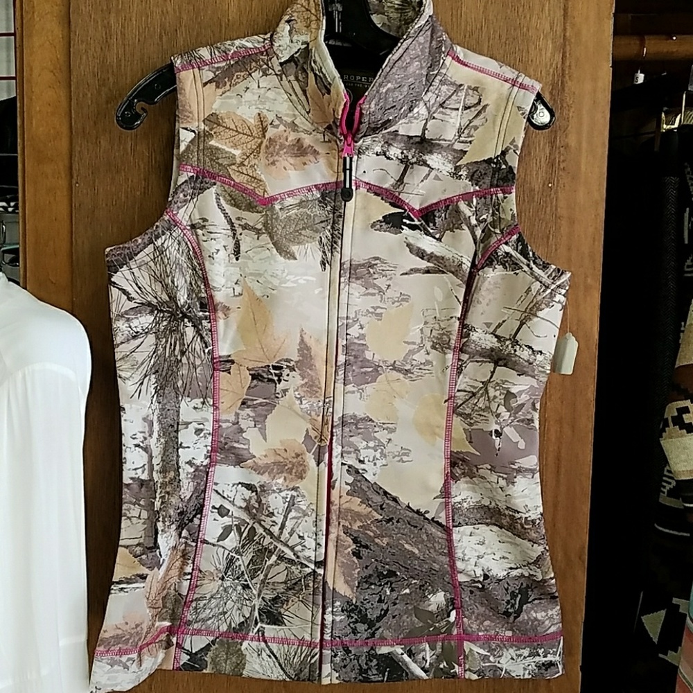 Roper ladies camo vest