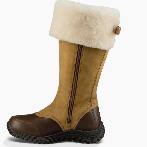 UGG Australia Miko Waterproof/Cold Rated Boots - Picture 3 of 7