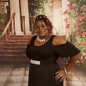 Meet your Posher, Sylvia