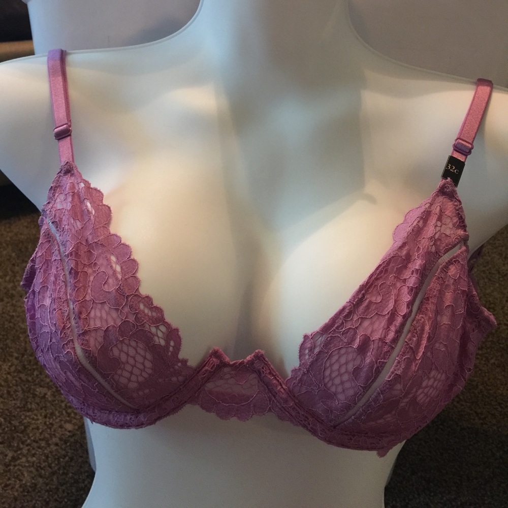Brand new bra great for Christmas or birthdays!