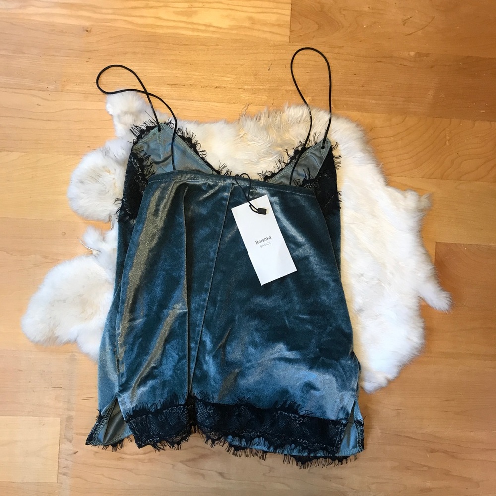 SOLD - Bershka Lace Trimmed Velvet Tank Top - Picture 3 of 7