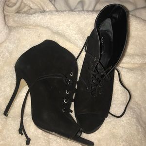 Black Aldo heels