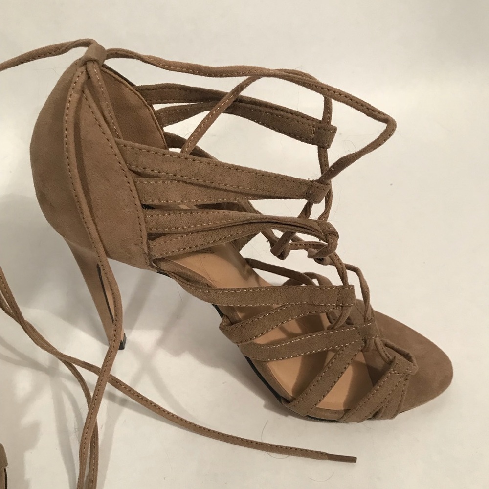 Forever 21 Suede Tan Heels Sandals - sz 7.5 - Picture 3 of 6