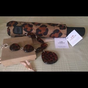 COACH RETRACTABLE UMBRELLA