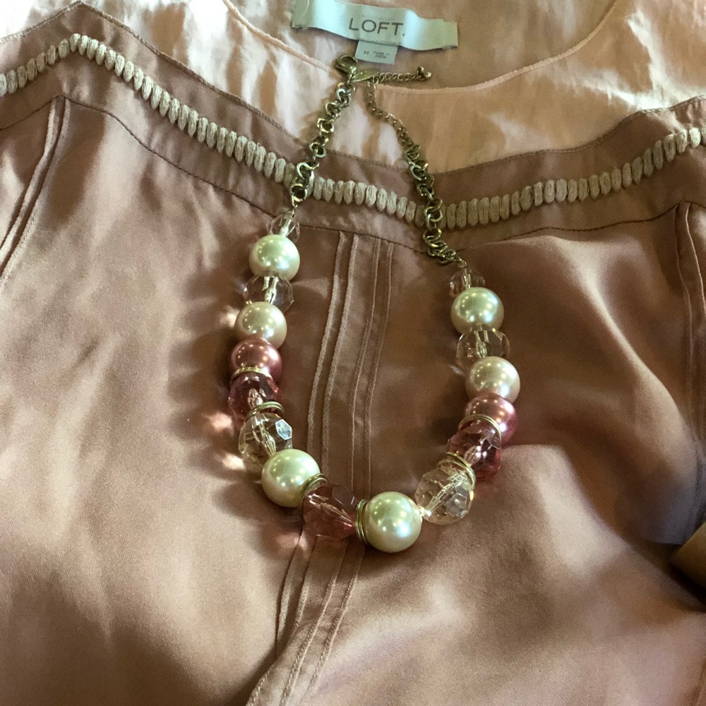 Beautiful necklace - Picture 2 of 2