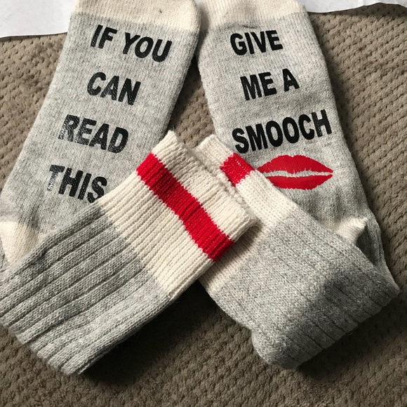 💋Give me a Smooch💋Socks - Picture 2 of 2