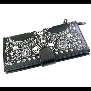 Loungefly Skull Clutch Wallet