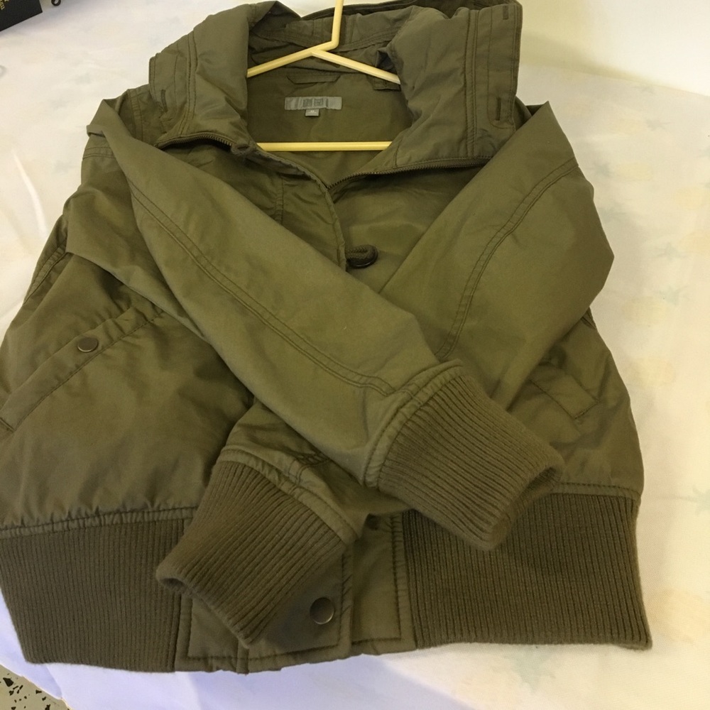 Unique Green Jacket - image 7