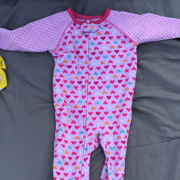 Two 12 month girl pajamas - Picture 3 of 3