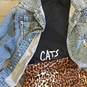 VINTAGE "Cats" t shirt, sz L