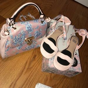 Only worn once Lace up sandals with matching bag