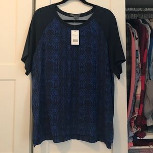 NWT 100% silk Vince shirt