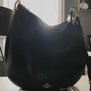 Coach Nomad Hobo In Glove Tanned Leather