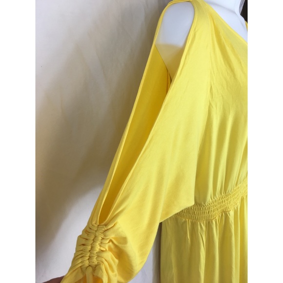 Lane Bryant cold shoulder tassel smocked dress - Picture 6 of 7