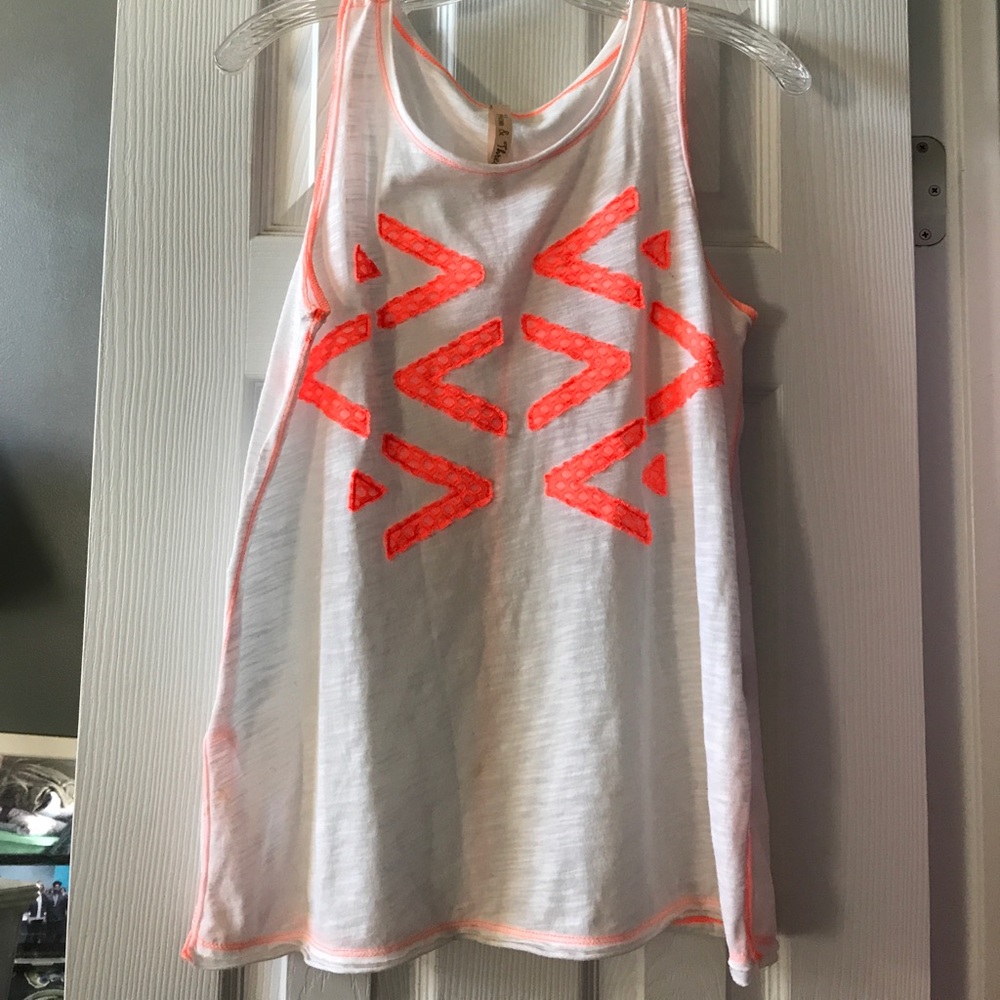 Hem & Thread White Tank Top w/ Bright Pink Arrows