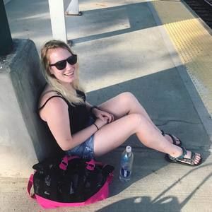 Meet your Posher, Leah