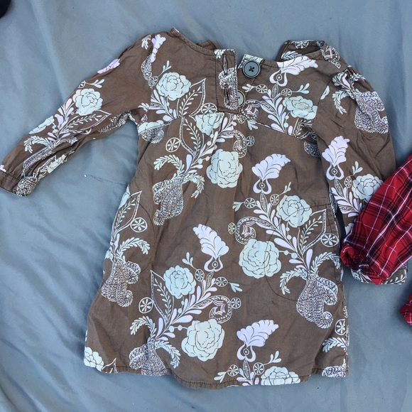 Two girl shirts - Picture 3 of 3