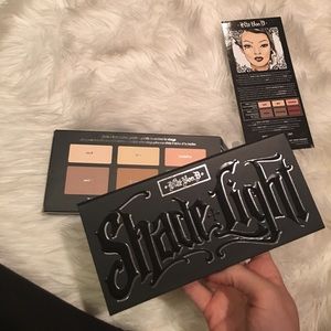 Kat Von D shade and light contour palette