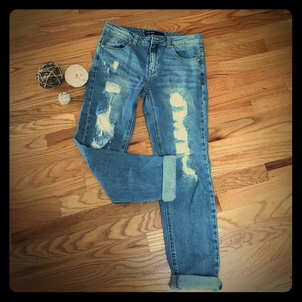 Destroyed Boyfriend Jeans